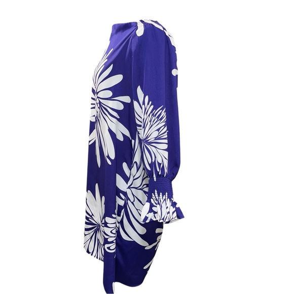 NEW Trina Turk Blue & White Floral Off The Shoulder Smocked Shift Dress Medium - Picture 2 of 12